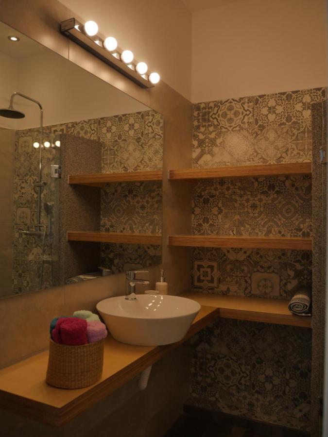 Sea Breeze-Vaporia-Syros Appartement Ermoupoli Buitenkant foto