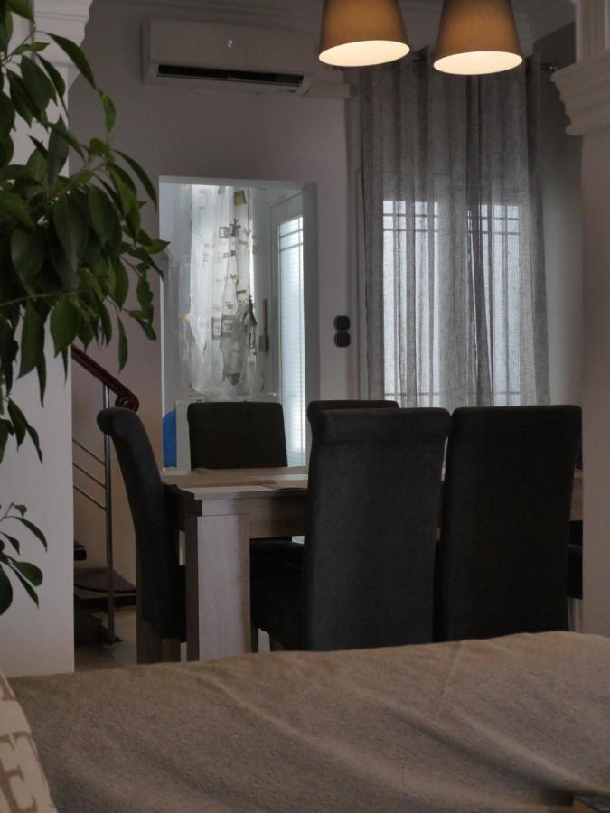 Sea Breeze-Vaporia-Syros Appartement Ermoupoli Buitenkant foto