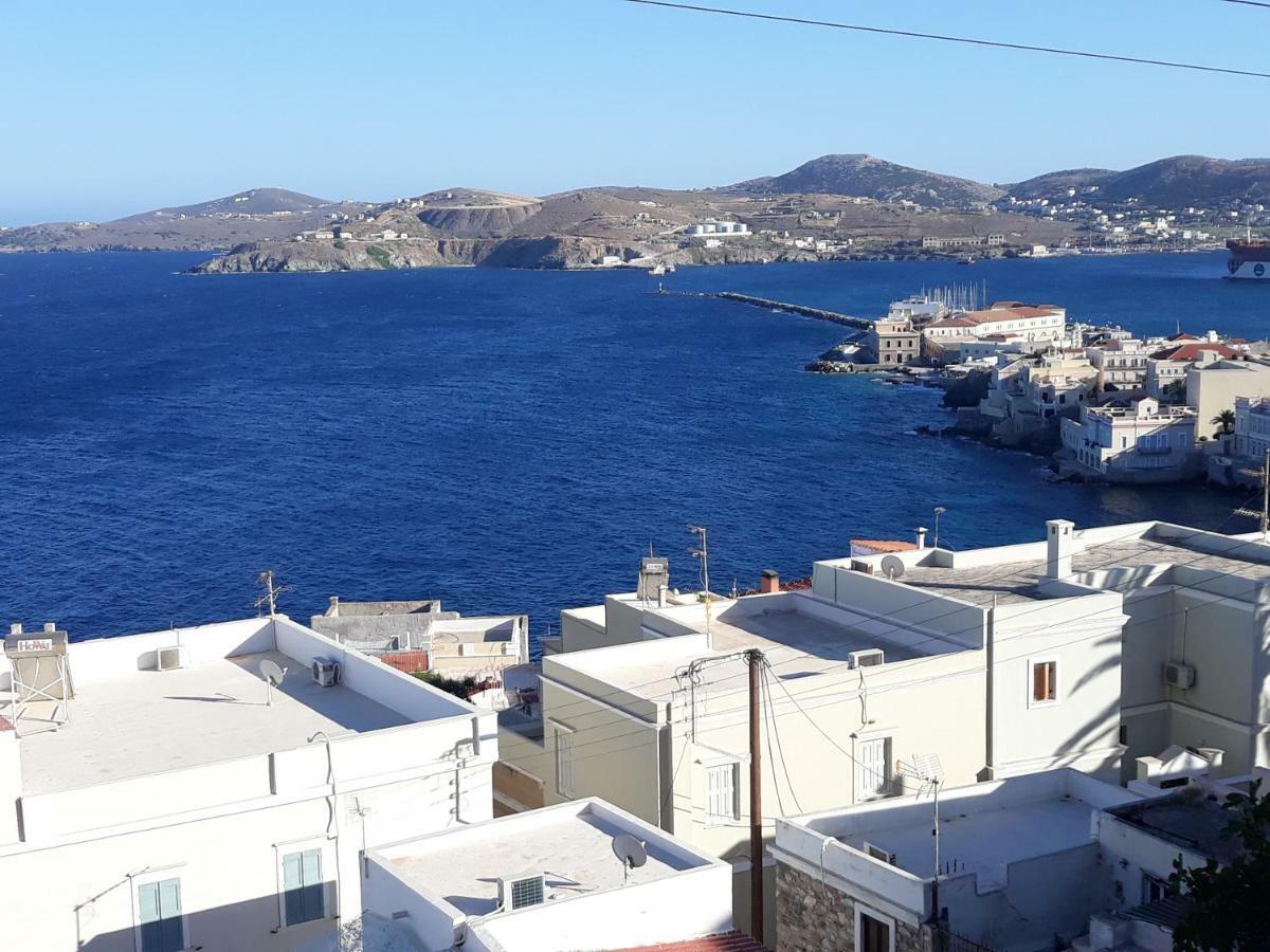 Sea Breeze-Vaporia-Syros Appartement Ermoupoli Buitenkant foto